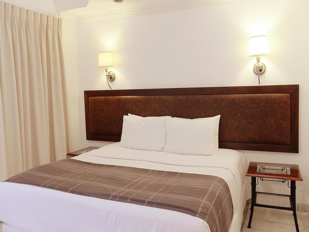 Buganvillas Hotel Suites Santa Cruz de La Sierra Ngoại thất bức ảnh